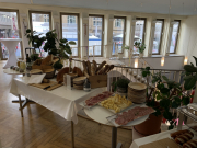 Rosenmontag-2023-Koeln-008