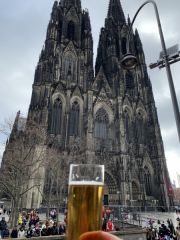 Rosenmontag-2023-Koeln-018