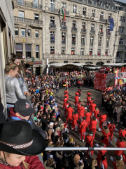 Rosenmontag-2023-Koeln-034