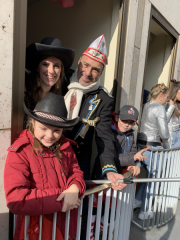 Rosenmontag-2023-Koeln-036