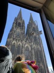 Rosenmontag-2023-Koeln-046