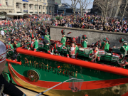 Rosenmontag-2023-Koeln-051