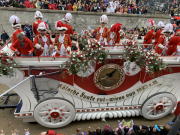 Rosenmontag-2023-Koeln-069