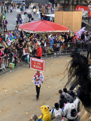 Rosenmontag-2023-Koeln-075