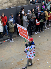 Rosenmontag-2023-Koeln-079